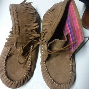 Ladies mossimo moccasins sz 8.5